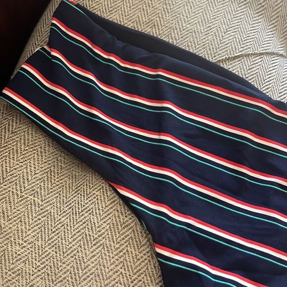 NWT Ardene Striped Bikini Bottom in Navy and Red Revisable size Medium - Picture 3 of 8